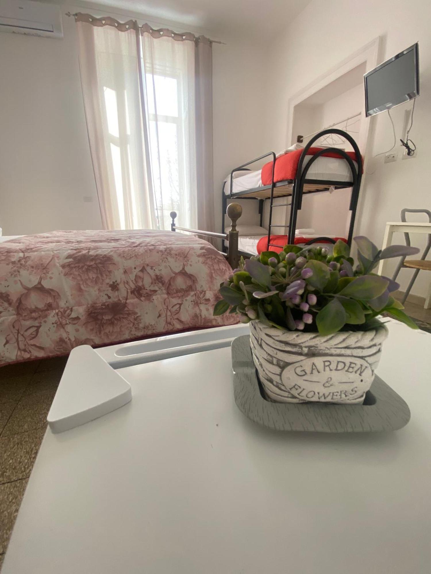Chambre Double avec Lit d'Appoint